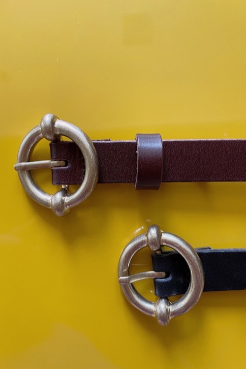 바로배송 / E M I L E Vintage Classic belt [ BLACK . BROWN]